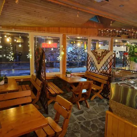 Ostoja U Pyrca לינה וארוחת בוקר זקופאנה