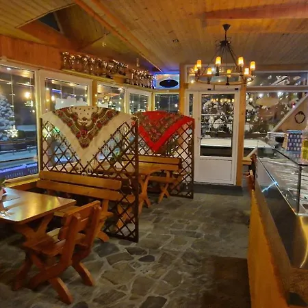 住宿加早餐酒店 Ostoja U Pyrca 3*