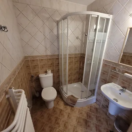 Ostoja U Pyrca 住宿加早餐酒店 扎科帕内