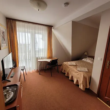 住宿加早餐酒店 Ostoja U Pyrca