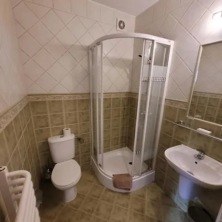 Ostoja U Pyrca לינה וארוחת בוקר זקופאנה